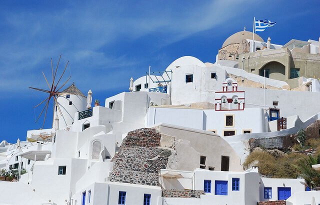 Udhëtime në Greqi në Santorini Athinë në Mykonos..